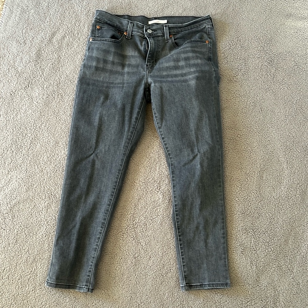 Levi jeans